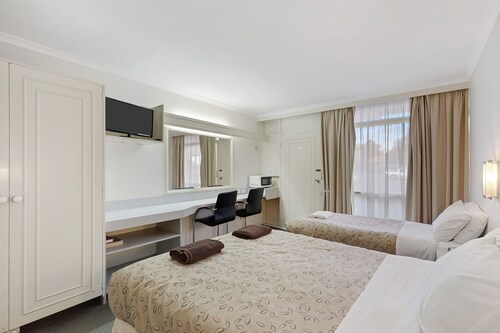 Alexander Motor Inn & Apartments