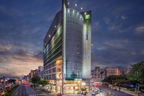 Holiday Inn Express Taichung Park, an IHG Hotel