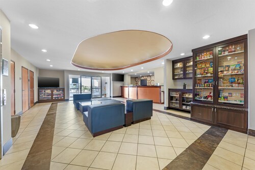 Best Western Plus San Antonio East Inn & Suites