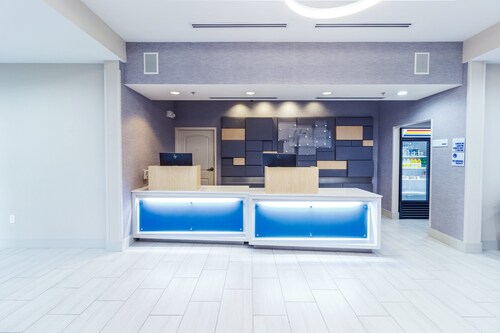 Holiday Inn Express Hotel & Suites Crestview by IHG