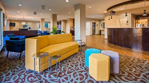 Best Western Dothan Inn & Suites