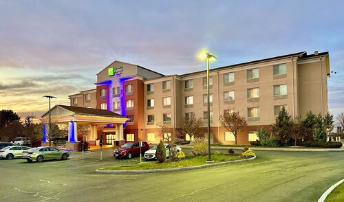 Holiday Inn Express & Suites Dewitt (Syracuse), an IHG Hotel