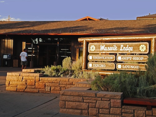 Maswik Lodge - Inside the Park