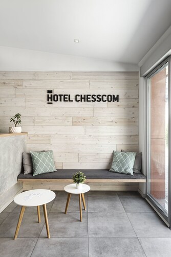 Chesscom Hotel