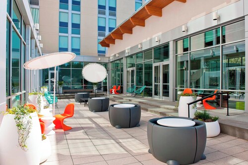 Aloft Charlotte Ballantyne