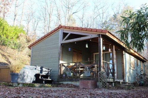 Cosy cottage with Jacuzzi, lake, fishing, hiking