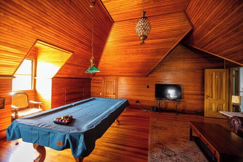 The Gregory House in Southern Maine close to many beaches & popular destinations