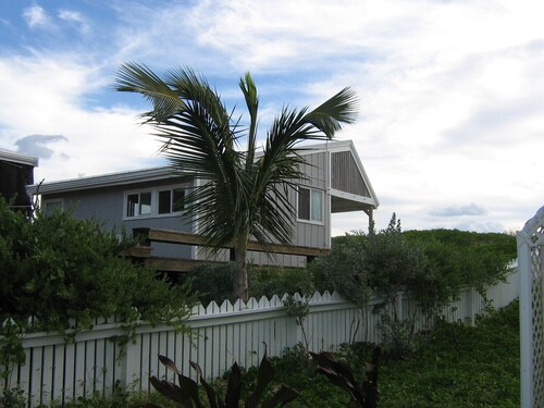 Oceanfront Cottage With Great Location
