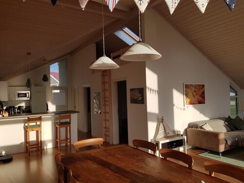 Villa Sun am Bodden auf Rügen. Für 8 Personen, mit Sauna!
