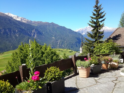 Holiday home between Davos + Lenzerheide, 8 people, hiking, cycling, swimming