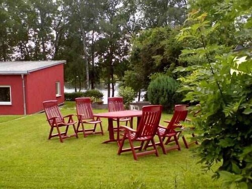 Ferienhaus direkt am See mit Boot bis 6 Pers., viele Pilze, Angelrevier, Baden