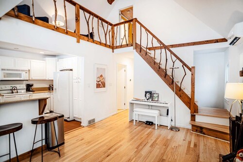 Beautiful lake house getaway