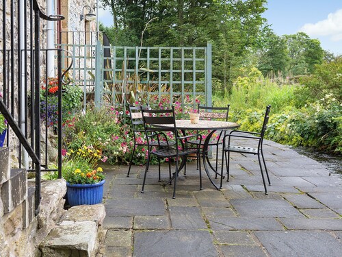 2 bedroom accommodation in Kinross, near Perth