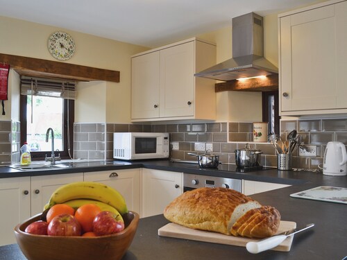 4 bedroom accommodation in Talgarth, near Brecon