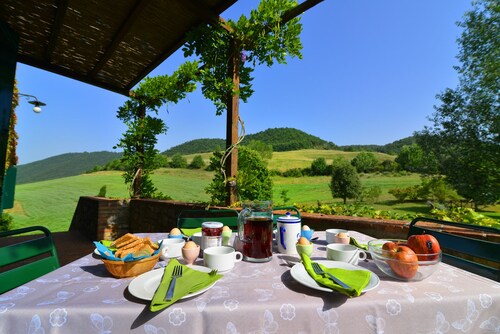 Privater Pool, zu Fuß in die Stadt, A / C, Wifi, kostenlose Weinprobe