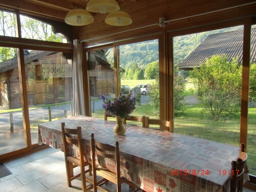 Chalet 9 persons, veranda-Morillon, Hte-Savoie- 2 stars- 4 bedrooms- 2 bathrooms