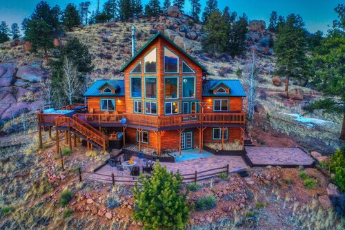 💥Secluded Private Home w/ MountainViews🌄 HotTub, PoolTable, GamesGalore &DISH!