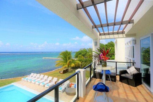 Dreamtime 6-Beachfront, Butler, Chef, Driver, Modern