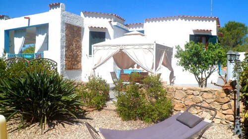 Casa Niperu dans la campagne Ă quelques mĂštres des plages de Cala Ginepro