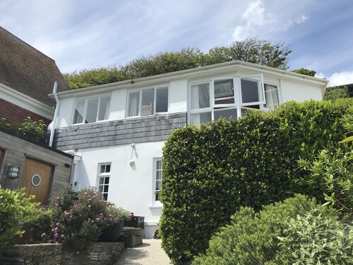 Detached House With Stunning Views Of Salcombe Estuary And Beaches