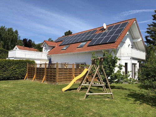 Moderne Familien-Ferienwohnung auf Rügen in Altenkirchen Ostsee gratis WLAN