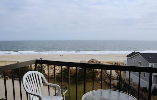 Beach Front 3 BR Condo - Spectacular Beach and Ocean View