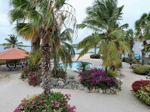 Wunderschönes, aktualisiertes Reihenhaus am Meer mit herrlichem Blick und einfachem Zugang zum Meer