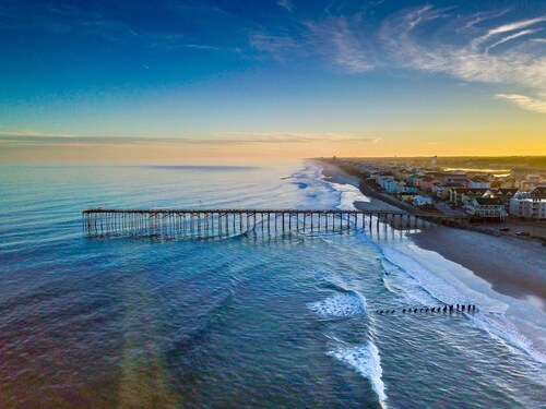 Dog Friendly, Oceanfront House with Large Deck and Private Beach Access!