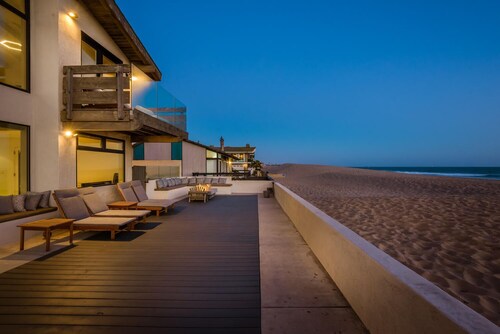 Luxury Beachfront - Pool, Gym & Sunset Deck