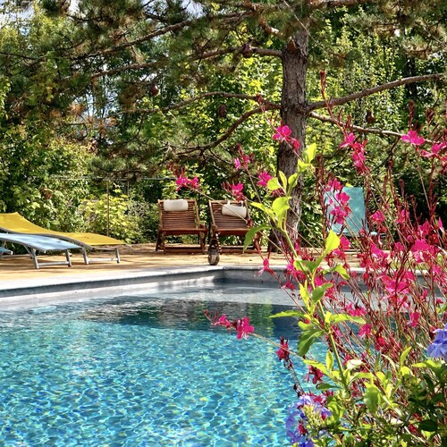 TRADITIONAL OLD "BUGISTE" PROPERTY WITH PRIVATE SWIMMING POOL AND ZIP LINE