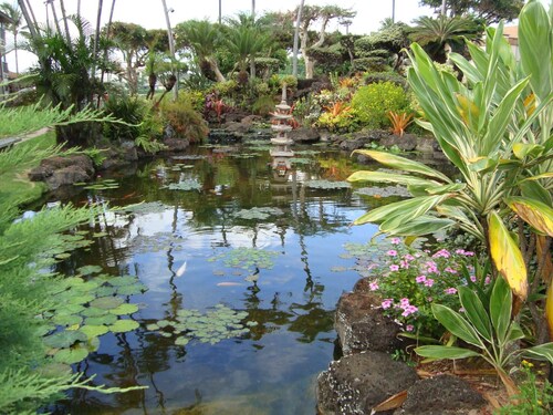 Eastside Zen Retreat, Pono Kai
4/25-5/3 - Discounted 15%