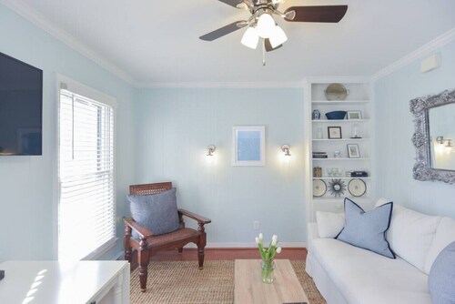 Heel House Apartment-Walk to UNC stadiums!