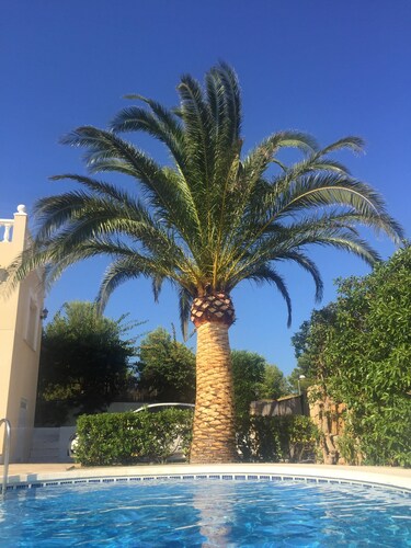 Villa de lujo con espectaculares vistas y piscina privada climatizada y Wifi