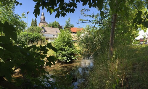____Zum Bachrauschen____Wohlfuelwohnung im malerischen Ulmtal, 5km zum Lahntal