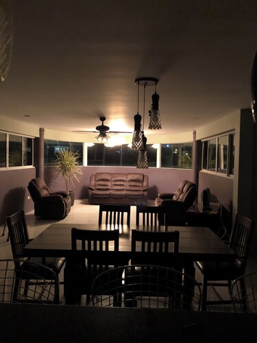 Stunning Luxury 3 Bedroom 2 1/2 bath Apartment