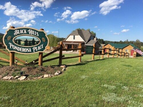 #6 Mustang Cabin at Ponderosa Place