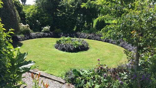 Highlands on Homestead -Tranquil rural property only minutes from town