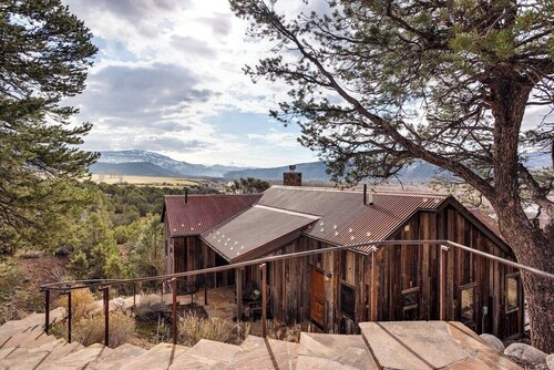 Sopris Sundeck | Deck Life Meets Sopris Sunsets