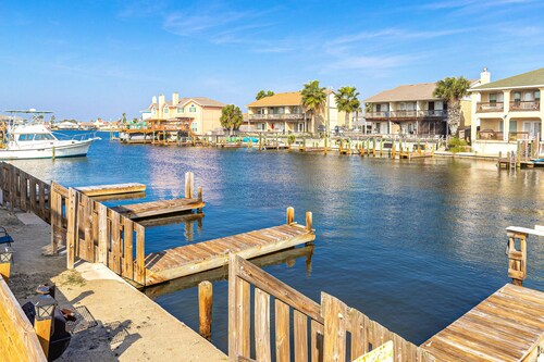 Pet-Friendly Condo with Water Views, Private Balcony & Reserved Boat Slip