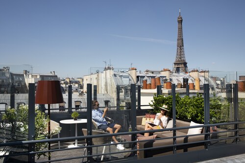 Rayz Eiffel