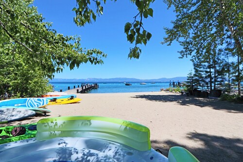 Moana Circle Chalet - Lakeside of highway - 2 bedroom 2 bath