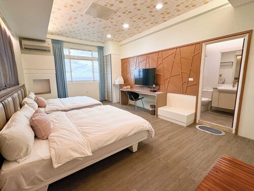 Green Island Bay Resort