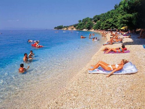 FAMILY APARTMENT MLADEN AT NATURE PARK CLOSE TO THE SEA