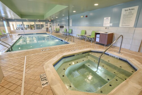 Holiday Inn Express Hotel & Suites Richwood-Cincinnati South, an IHG Hotel