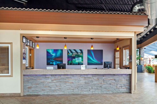 Best Western Plus Mirage Hotel & Resort