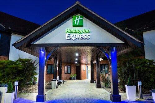 Holiday Inn Express Colchester, an IHG Hotel