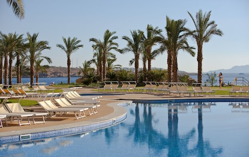 Stella Di Mare Beach Hotel & Spa