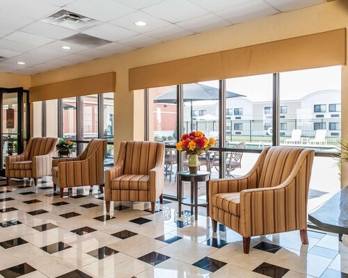 Quality Inn & Suites