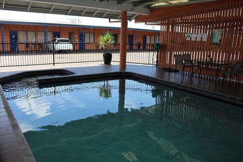 Parkside Motel