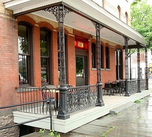 Hotel Wayne